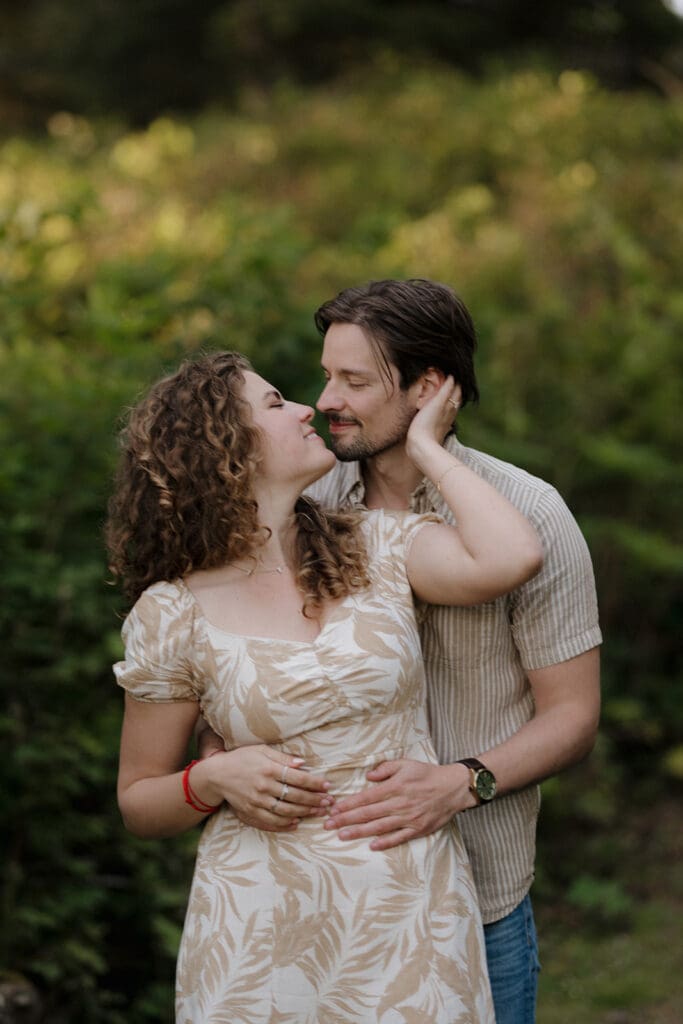 what to wear to an engagement photoshoot