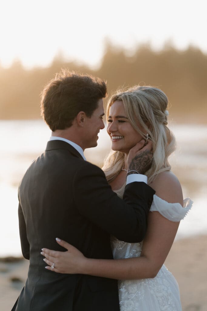 July wedding photos in Tofino BC by a Tofino wedding photographer at the Wickanninish